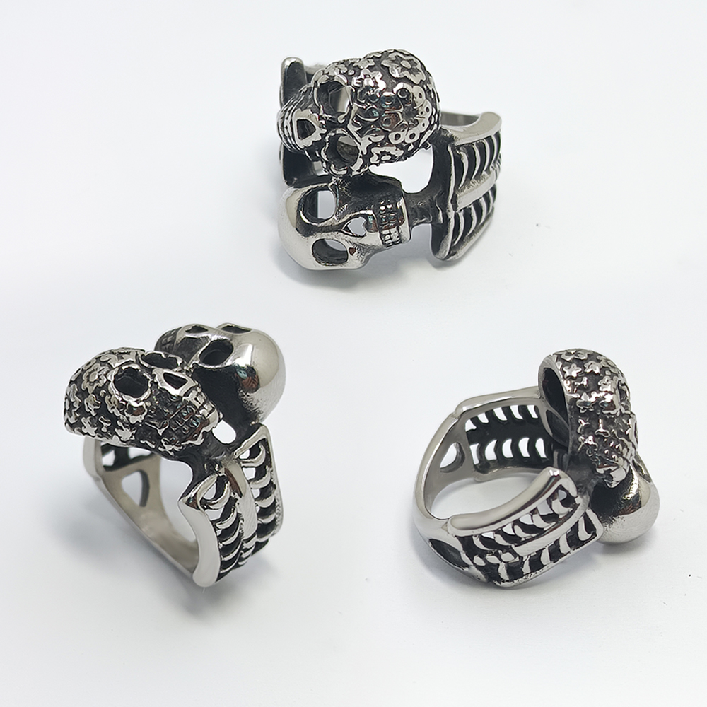 Truegold Vivid Skull Casting Anillo de acero inoxidable